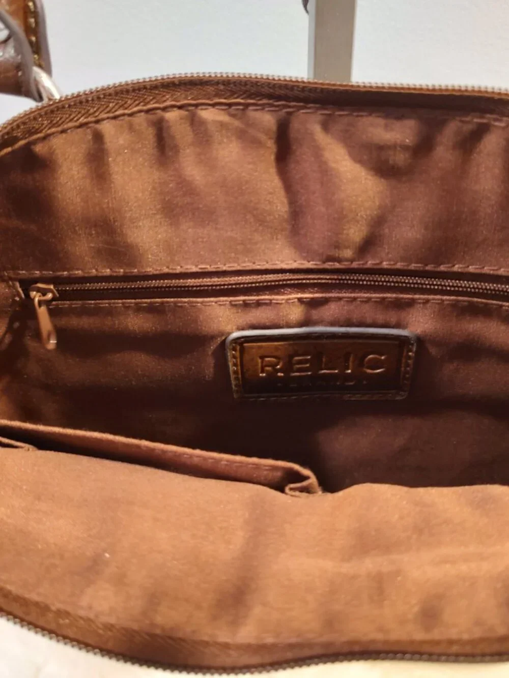 Multicolor Relic Handbag - Picture 4 of 7